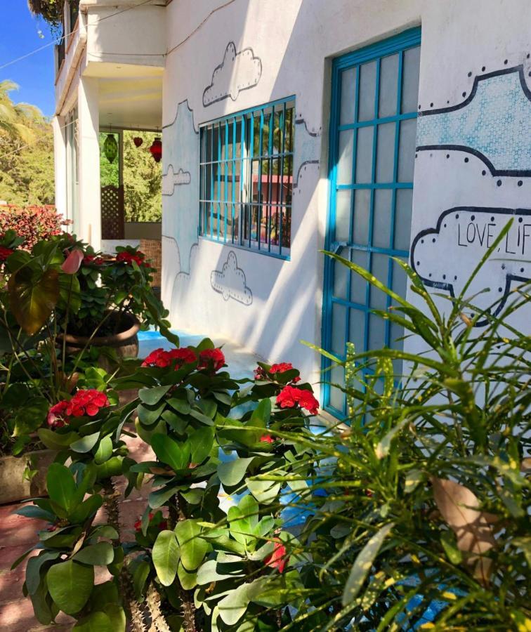 Surf N Roll House Hotel Sayulita Exterior foto